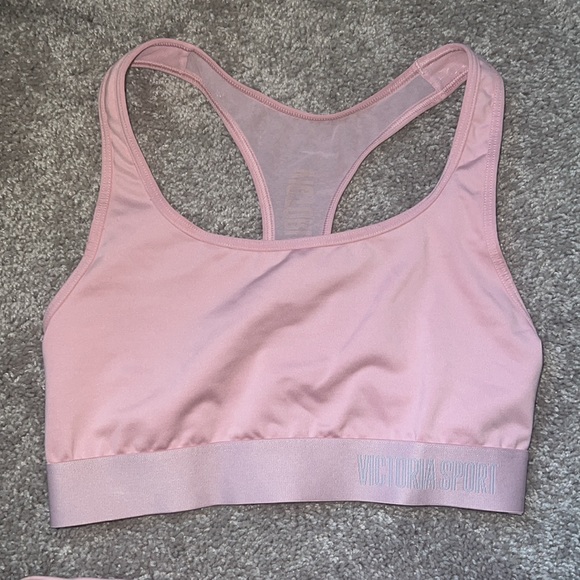 Victoria’s Secret Sport Set - Picture 2 of 3